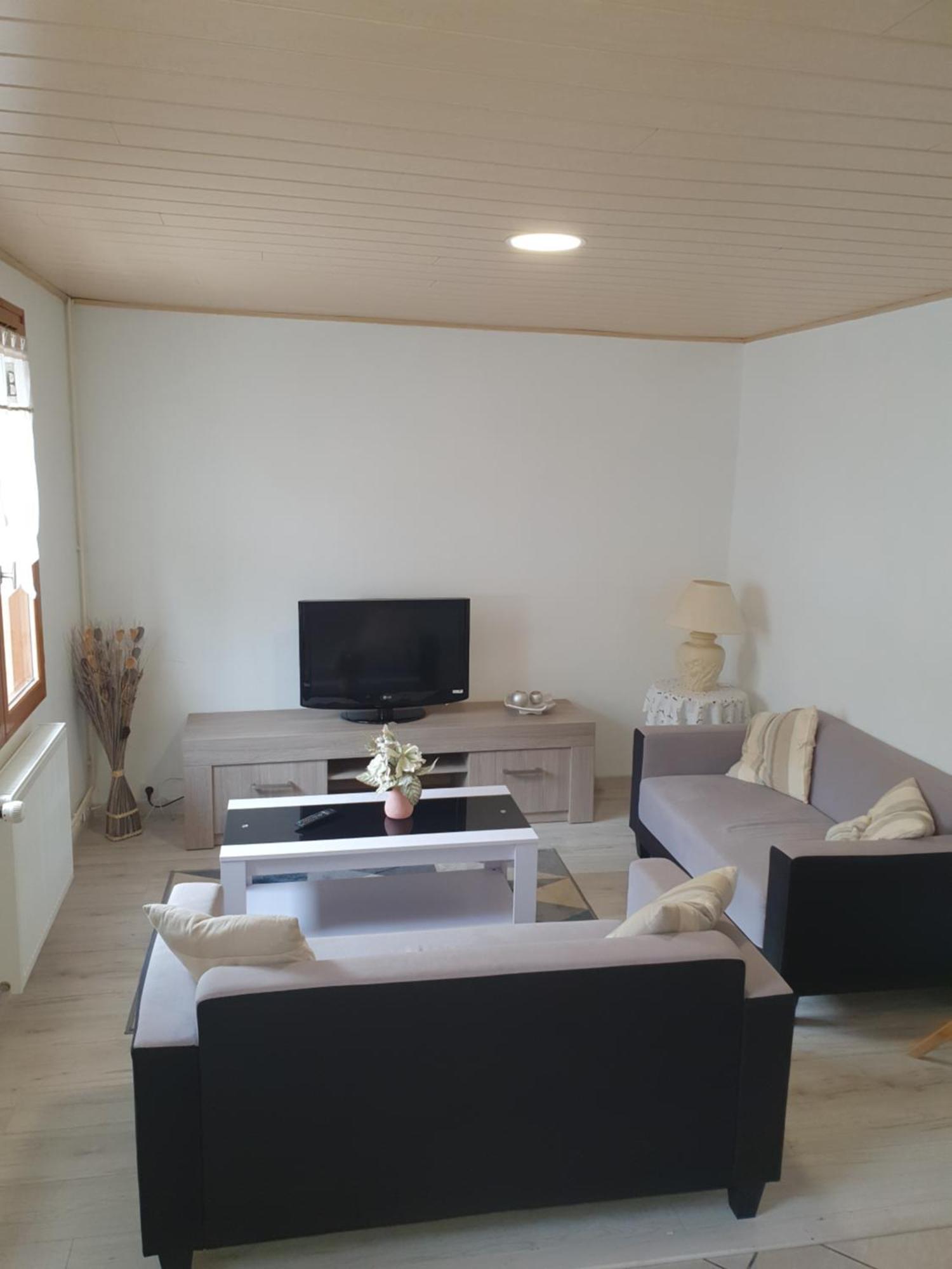 Gite Des Jardiniers Fumay Εξωτερικό φωτογραφία